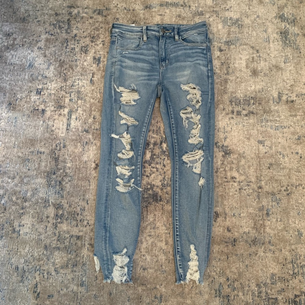 American eagle ripped jeans